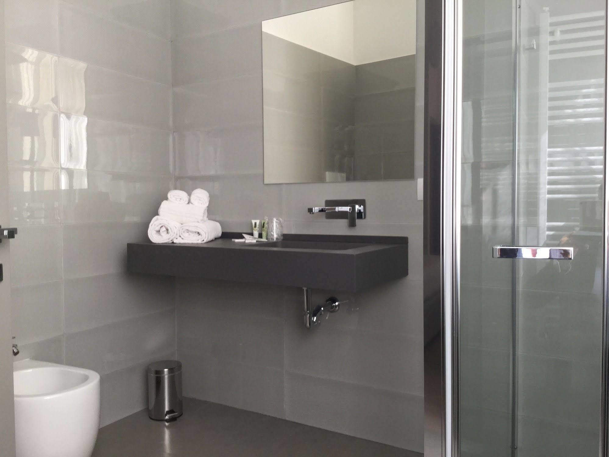 מילאנו Clerici Boutique Hotel מראה חיצוני תמונה